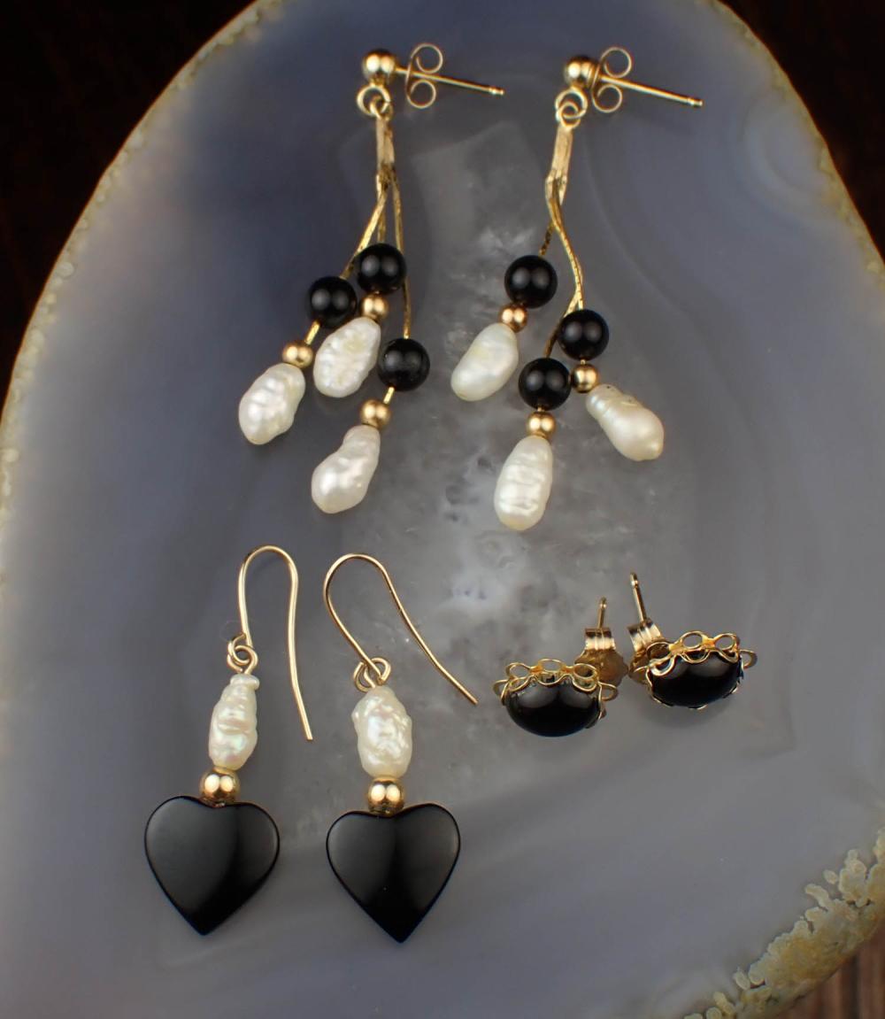 THREE PAIRS OF BLACK ONYX EARRINGSTHREE 2edc83