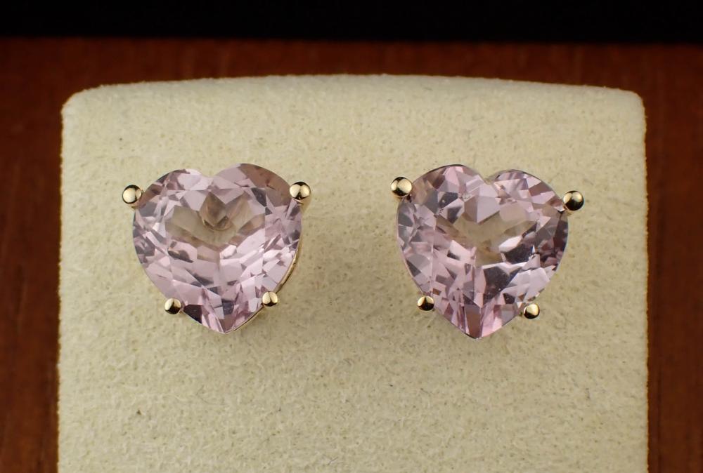 MORGANITE AND FOURTEEN KARAT GOLD 2ede37