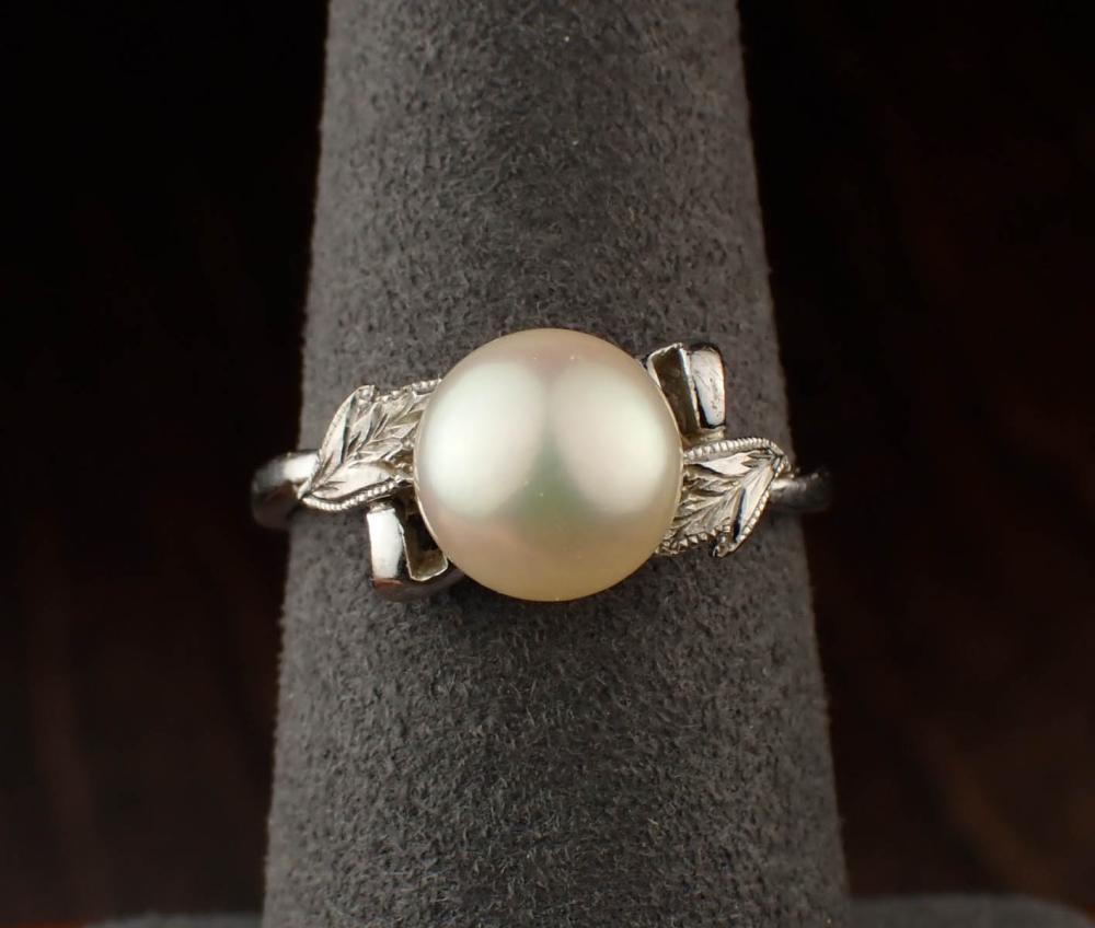 MIKIMOTO AKOYA PEARL AND FOURTEEN 2ede52