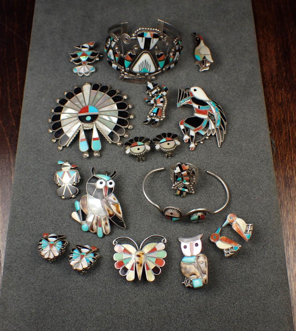 COLLECTION OF VINTAGE ZUNI STERLING 2ede78