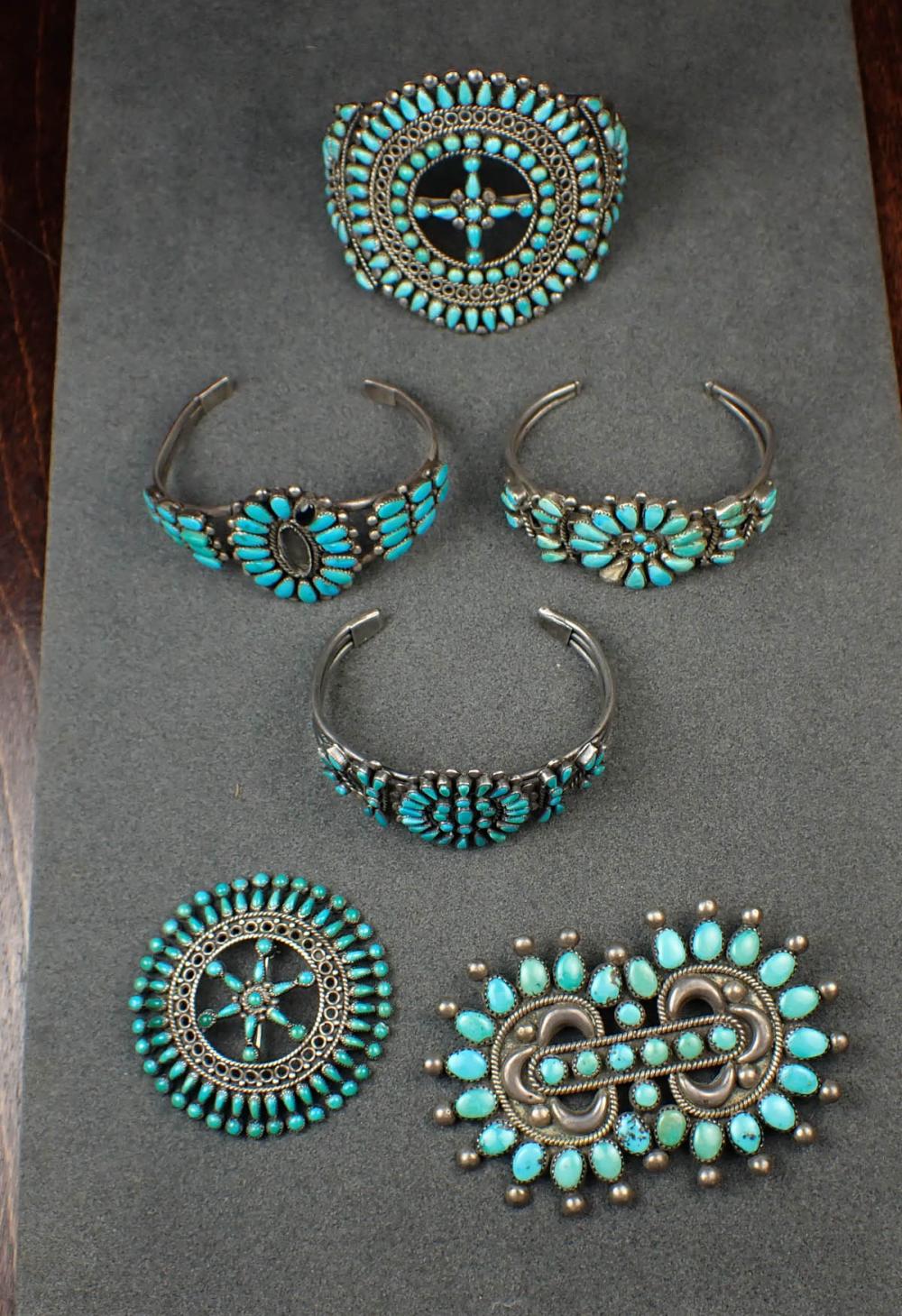 VINTAGE ZUNI SILVER AND TURQUOIS