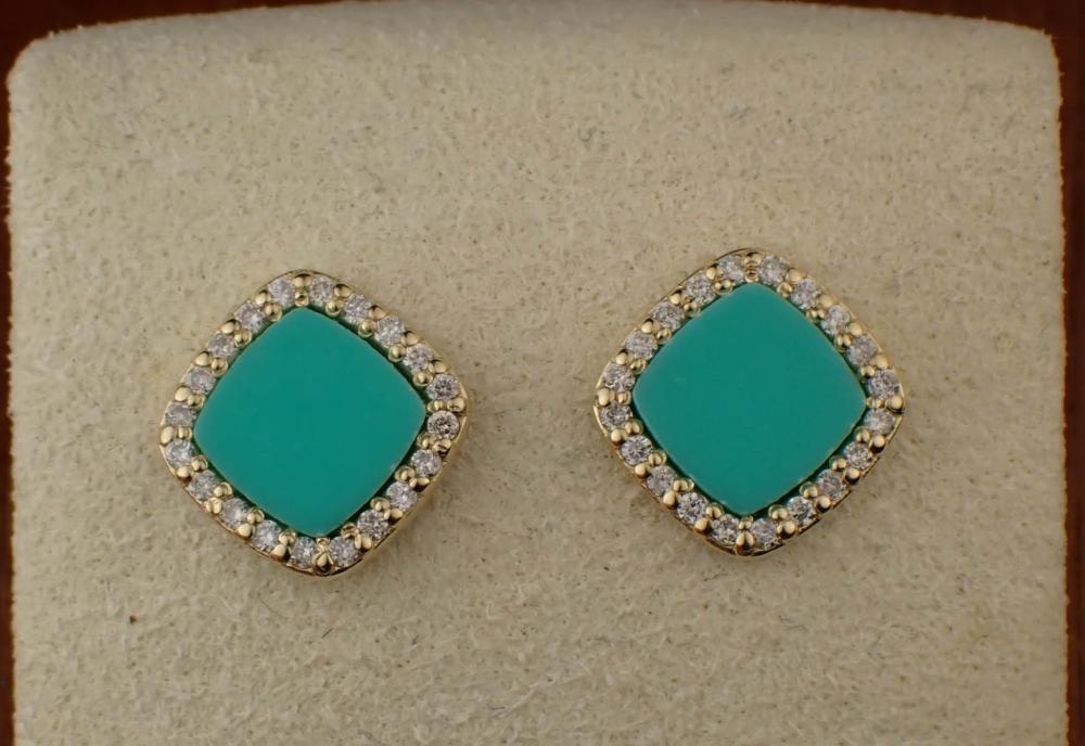 ITALIAN TURQUOISE AND DIAMOND HALO 2ee044