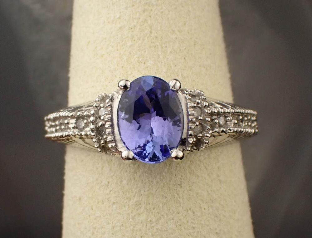 TANZANITE DIAMOND AND WHITE GOLD 2ee052