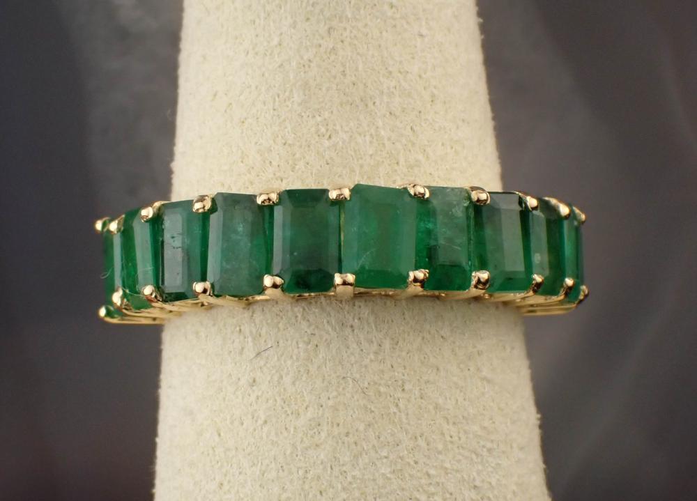 EMERALD AND FOURTEEN KARAT GOLD