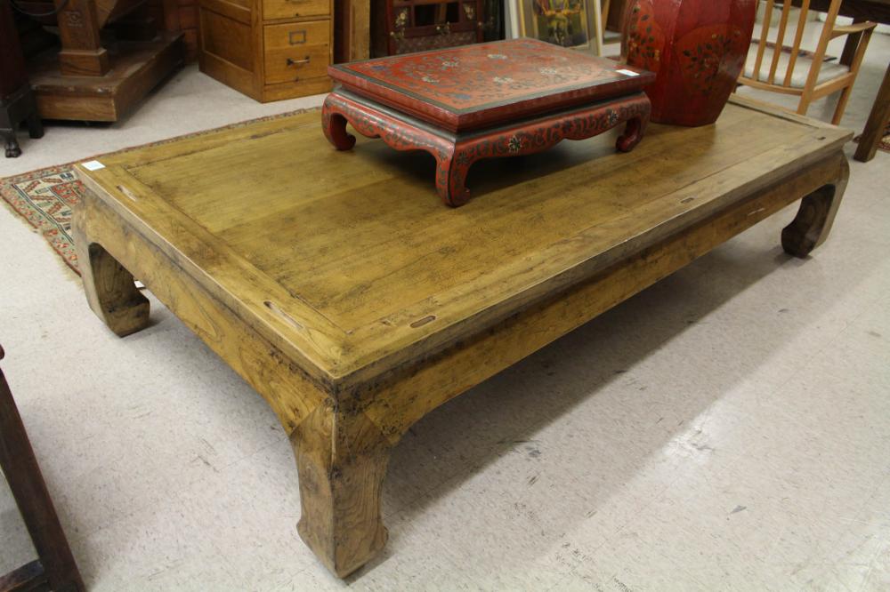 LARGE CHINESE HARDWOOD COFFEE TABLELARGE 2ee149