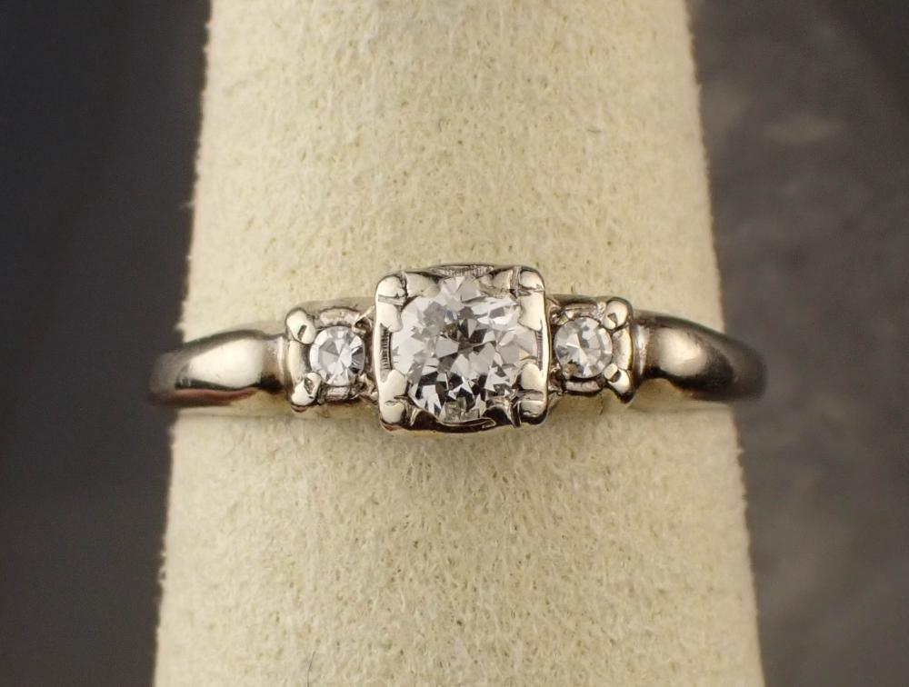 VINTAGE DIAMOND AND FOURTEEN KARAT