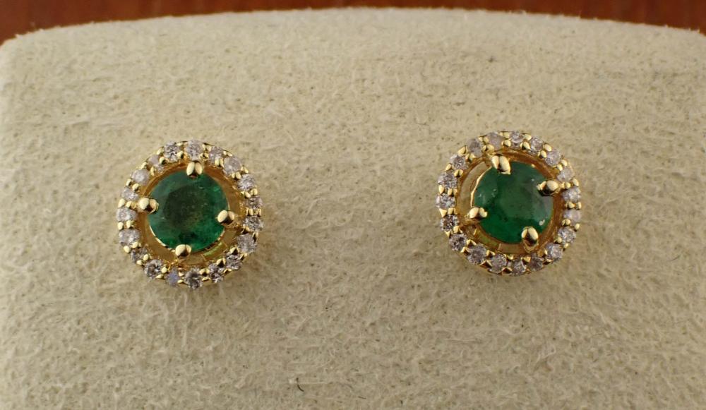 EMERALD AND DIAMOND HALO EAR STUDSEMERALD 2ee188