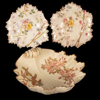 A Royal Worcester ivory ground 2ee253