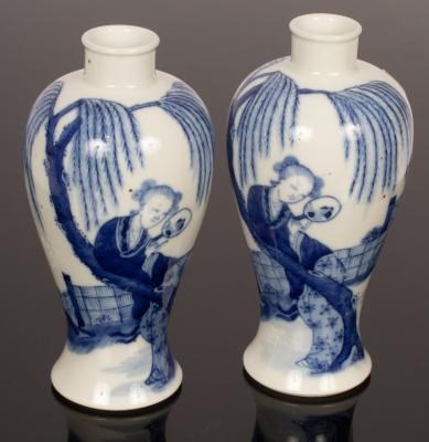 A pair of Chinese baluster blue and