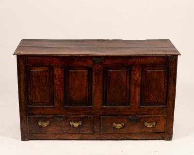 An 18th Century oak mule chest with