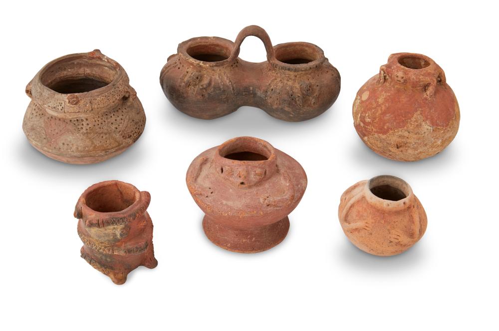 A GROUP OF CERAMIC VESSELSA group