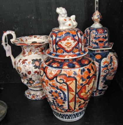 Imari pallate urn with cover together 4b0be