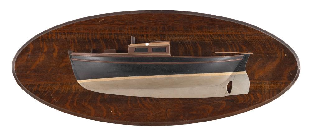 MOUNTED HALF HULL MODEL OF A SMALL