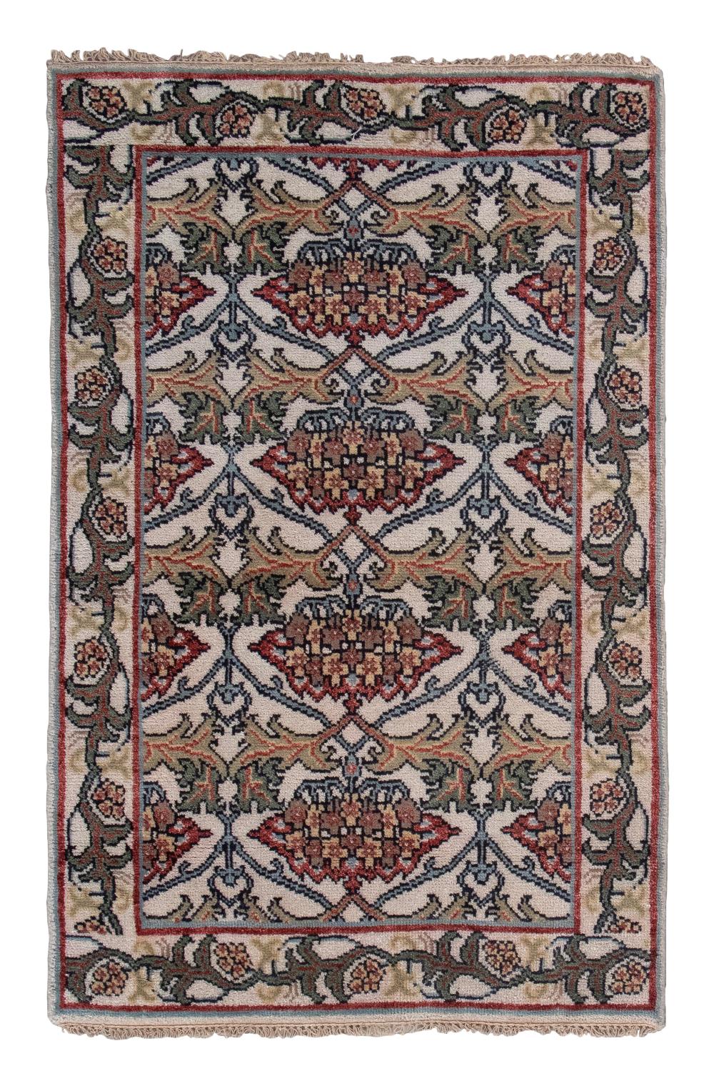 WILLIAM MORRIS DESIGN RUG 4 0  2f0f81