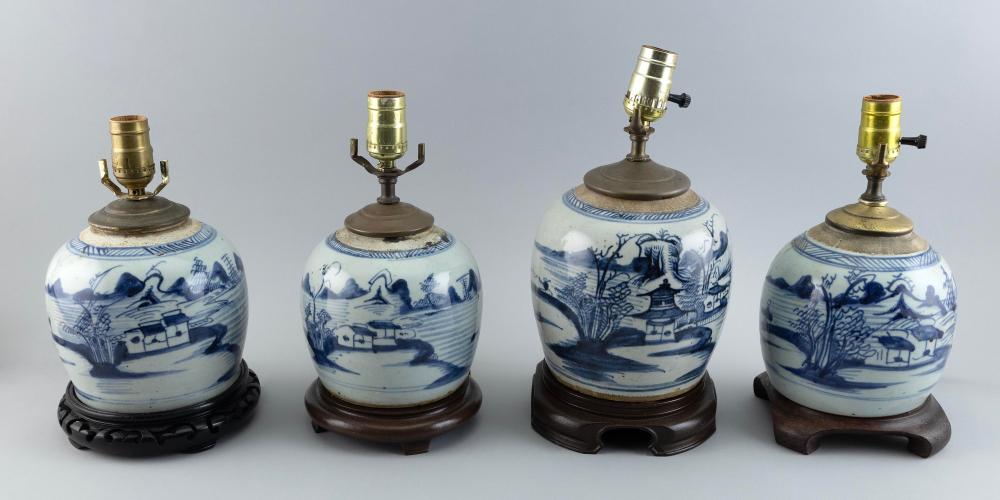 FOUR CHINESE BLUE AND WHITE PORCELAIN