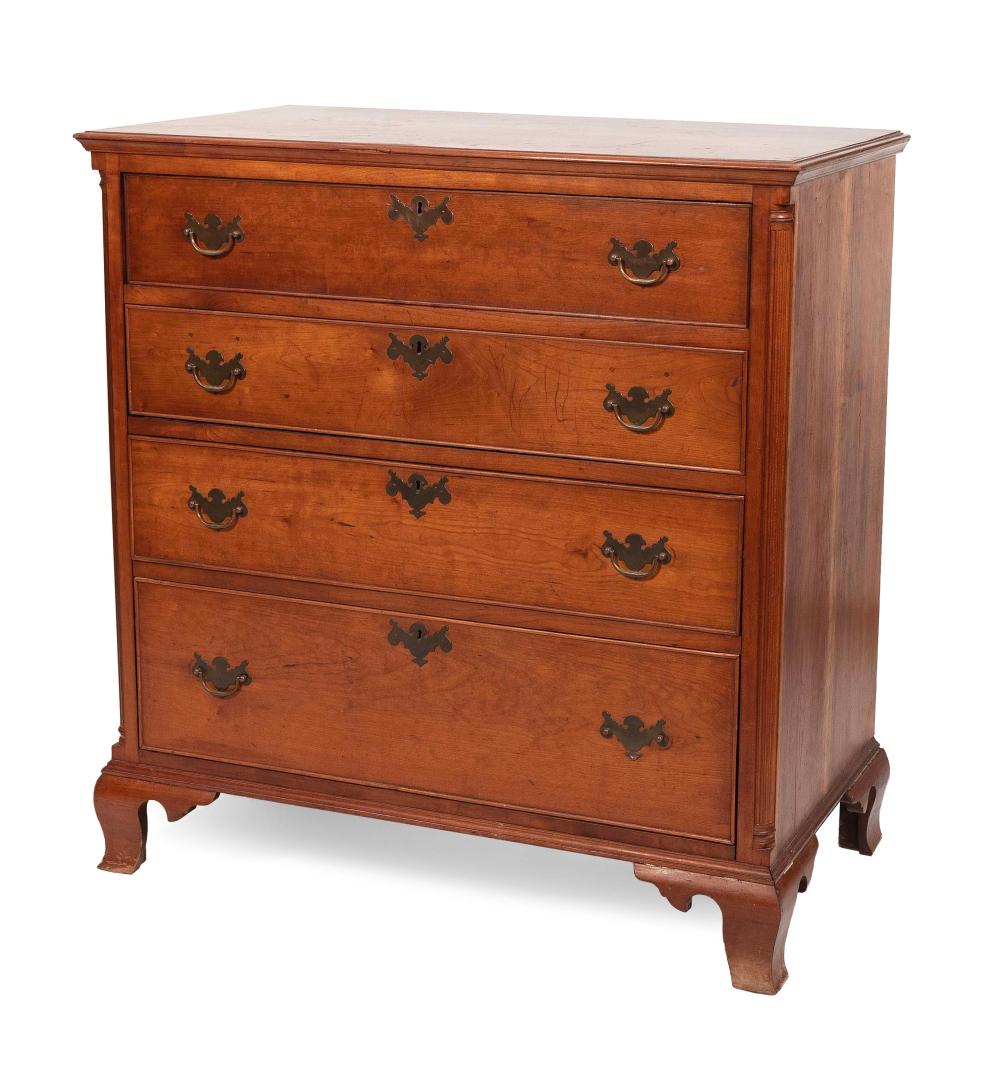 CHIPPENDALE CHEST NEW ENGLAND  2f102d