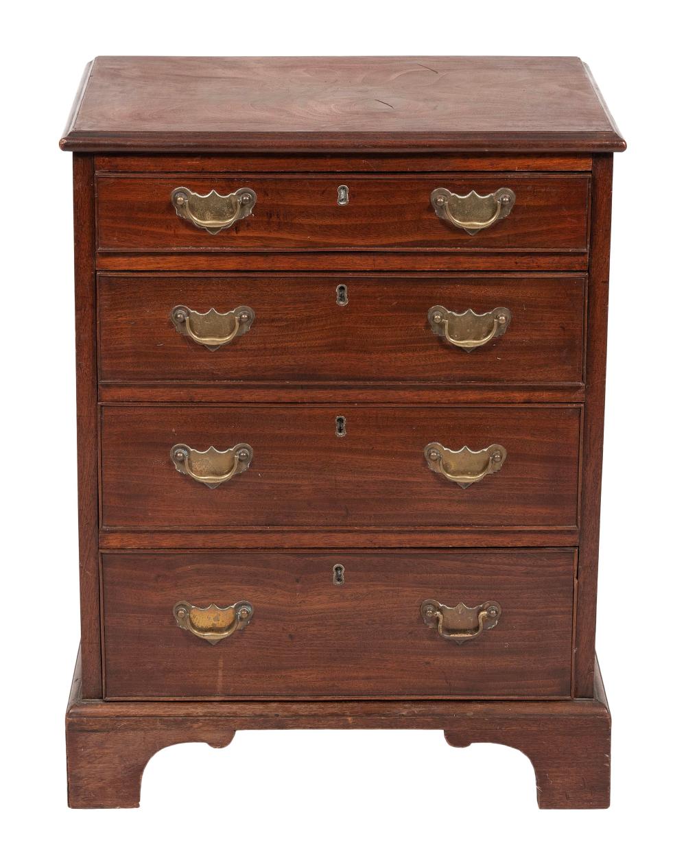 BACHELOR'S CHEST 19TH CENTURY HEIGHT