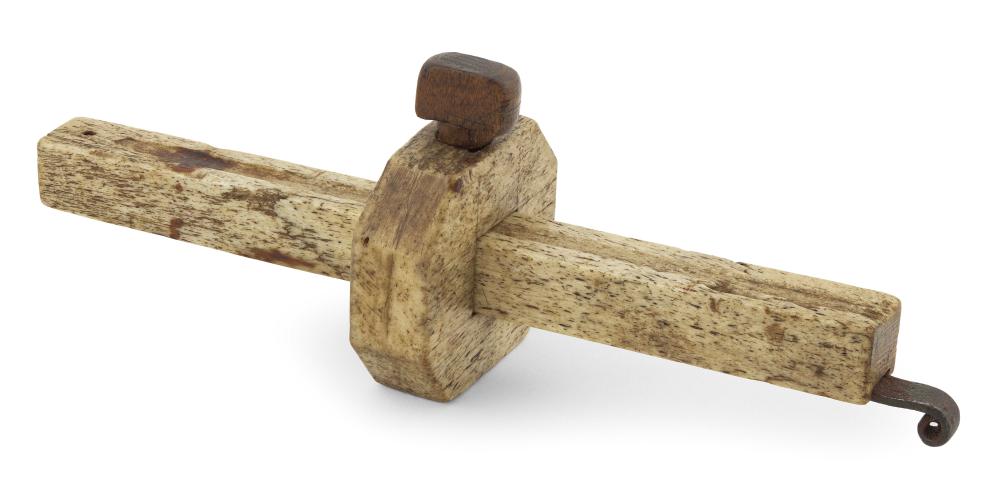 WHALEBONE MARKING GAUGE 19TH CENTURY 2f130a