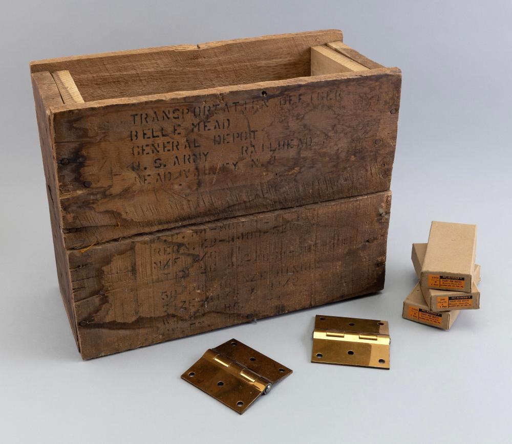 WOODEN BOX WITH TWELVE PAIRS OF 2f138e