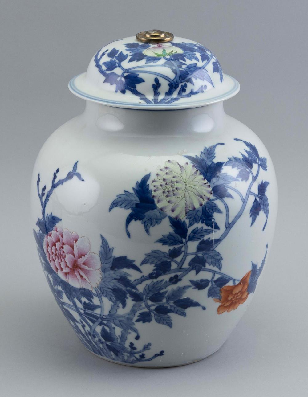 CHINESE BLUE AND WHITE PORCELAIN 2f1502