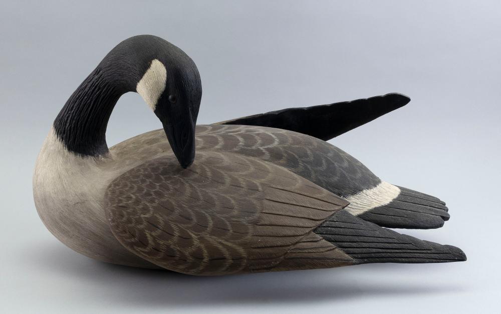 WILLIAM VEASEY DECORATIVE GOOSE