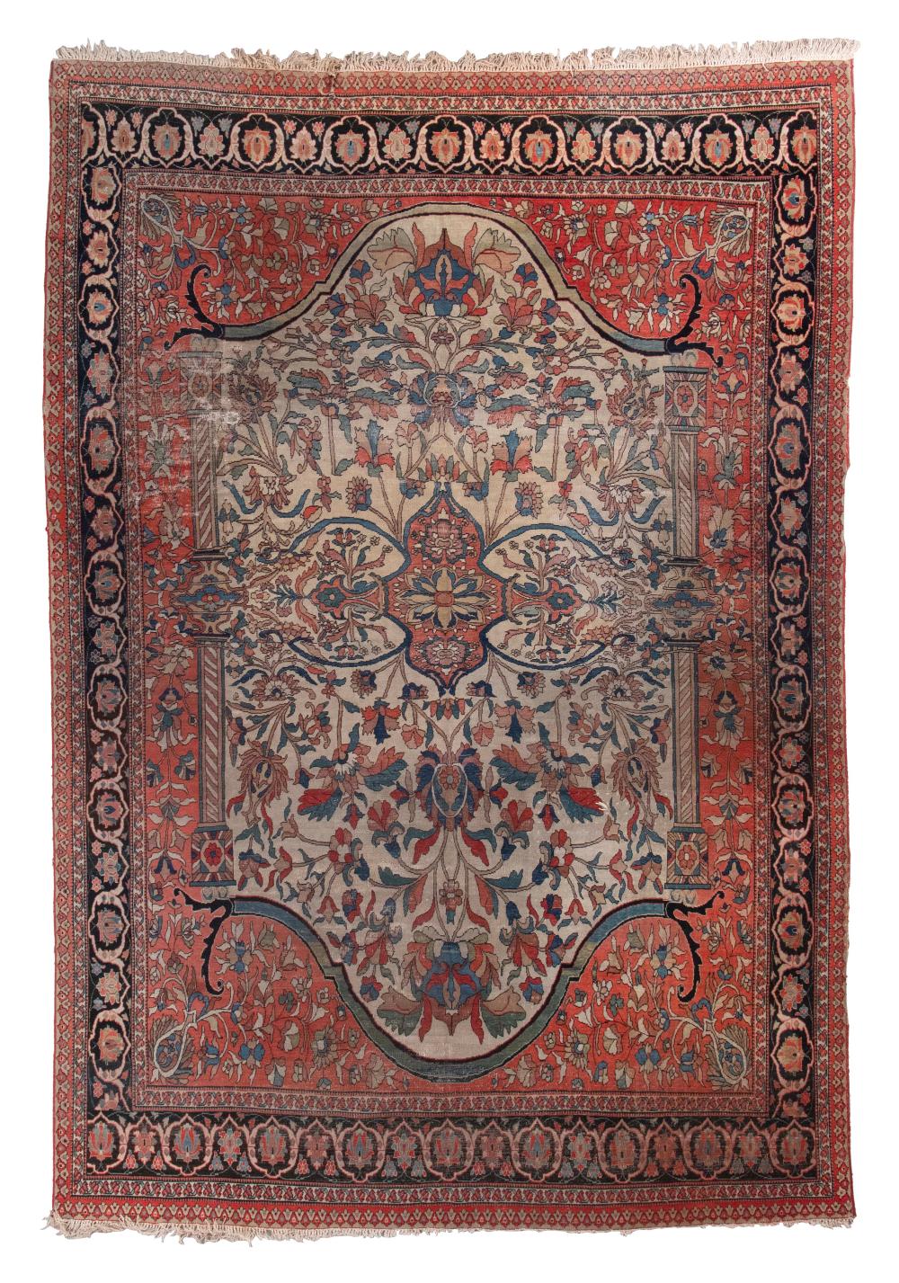 FERAGHAN SAROUK RUG: 6’7” X