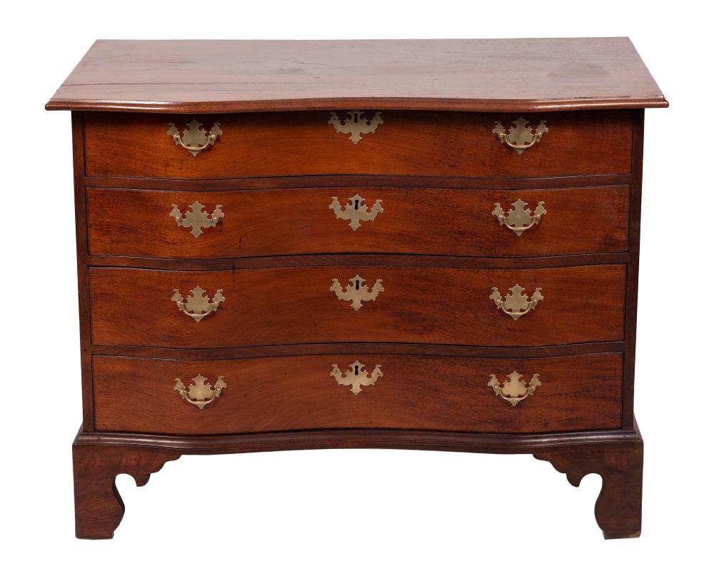 CHIPPENDALE SERPENTINE FOUR DRAWER 2f1741