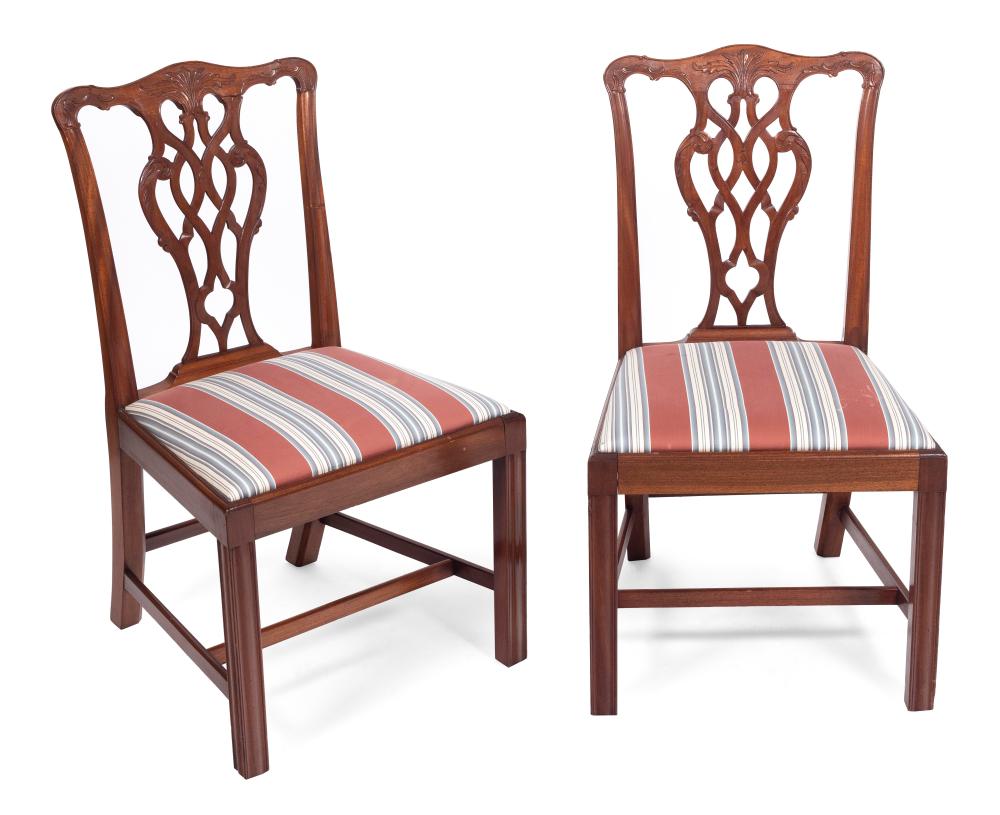 PAIR OF CHIPPENDALE SIDE CHAIRS 2f173d