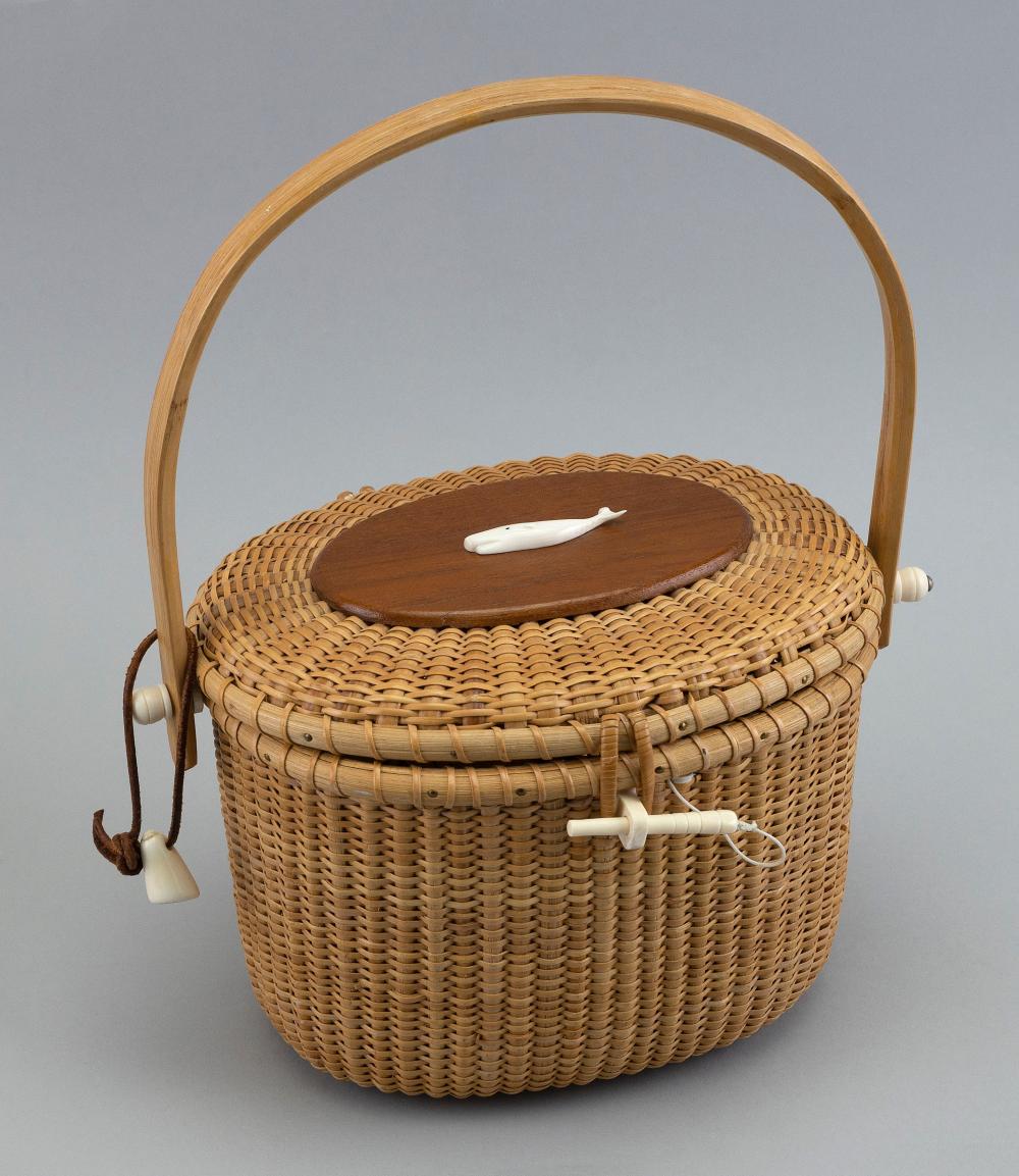 NANTUCKET BASKET BY WARREN GRITZKE 2f1c92