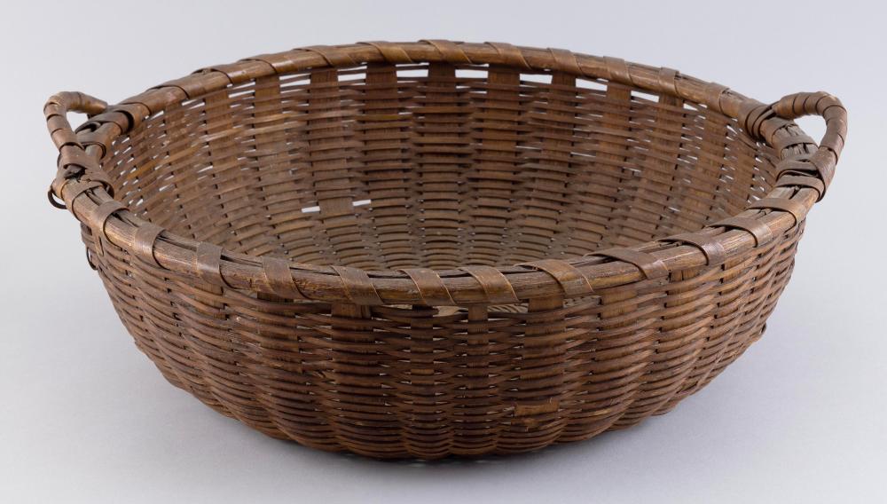 WOVEN SPLINTWORK BASKET LATE 19TH EARLY 2f1c93