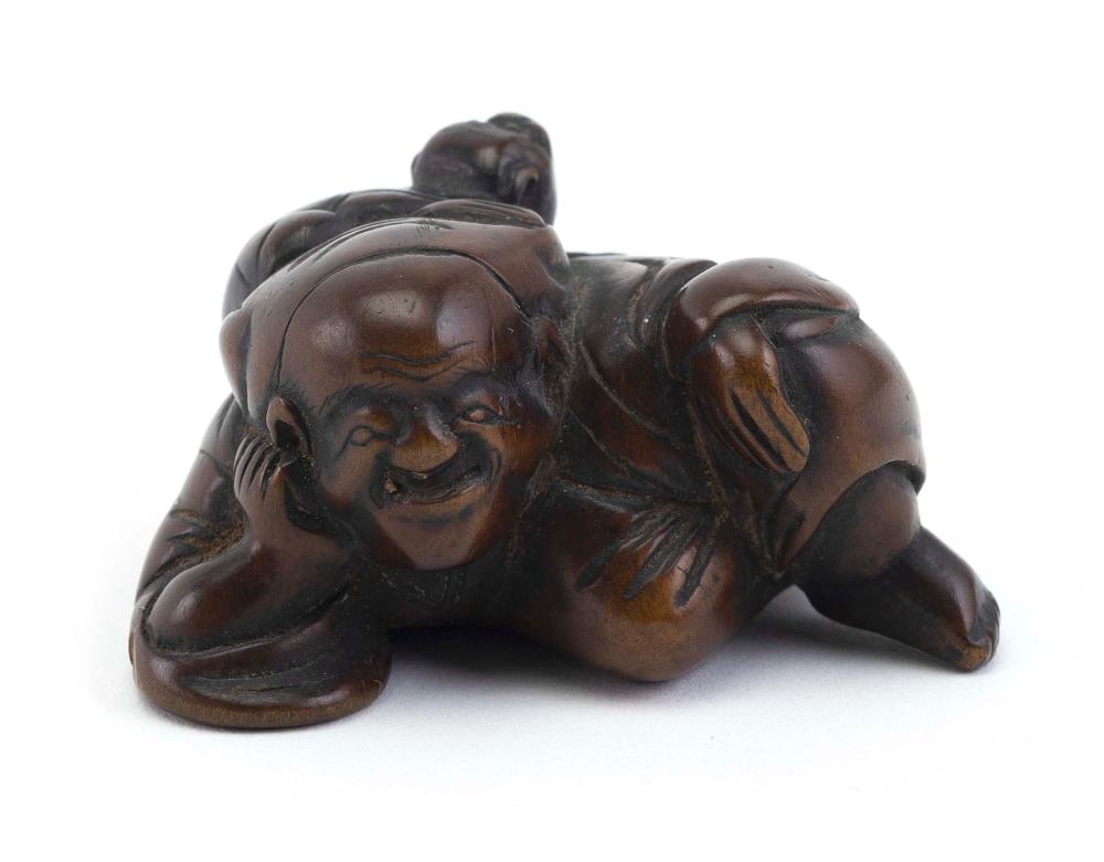 JAPANESE CARVED WOOD NETSUKE LATE 2f1f03