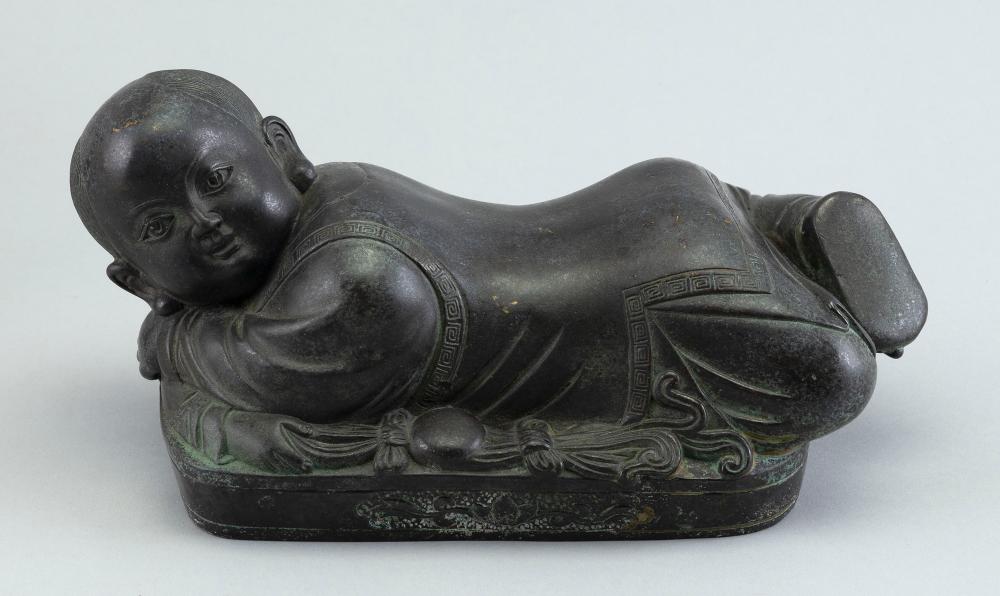 CHINESE BRONZE FIGURAL PILLOW LATE 2f1f6b