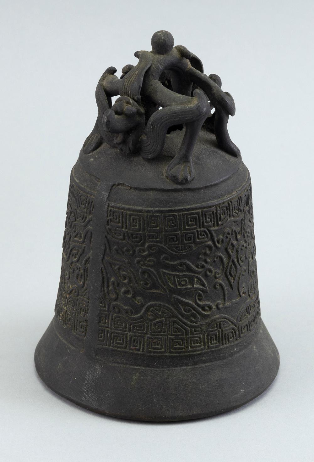 CHINESE BRONZE BELL 18TH/19TH CENTURY