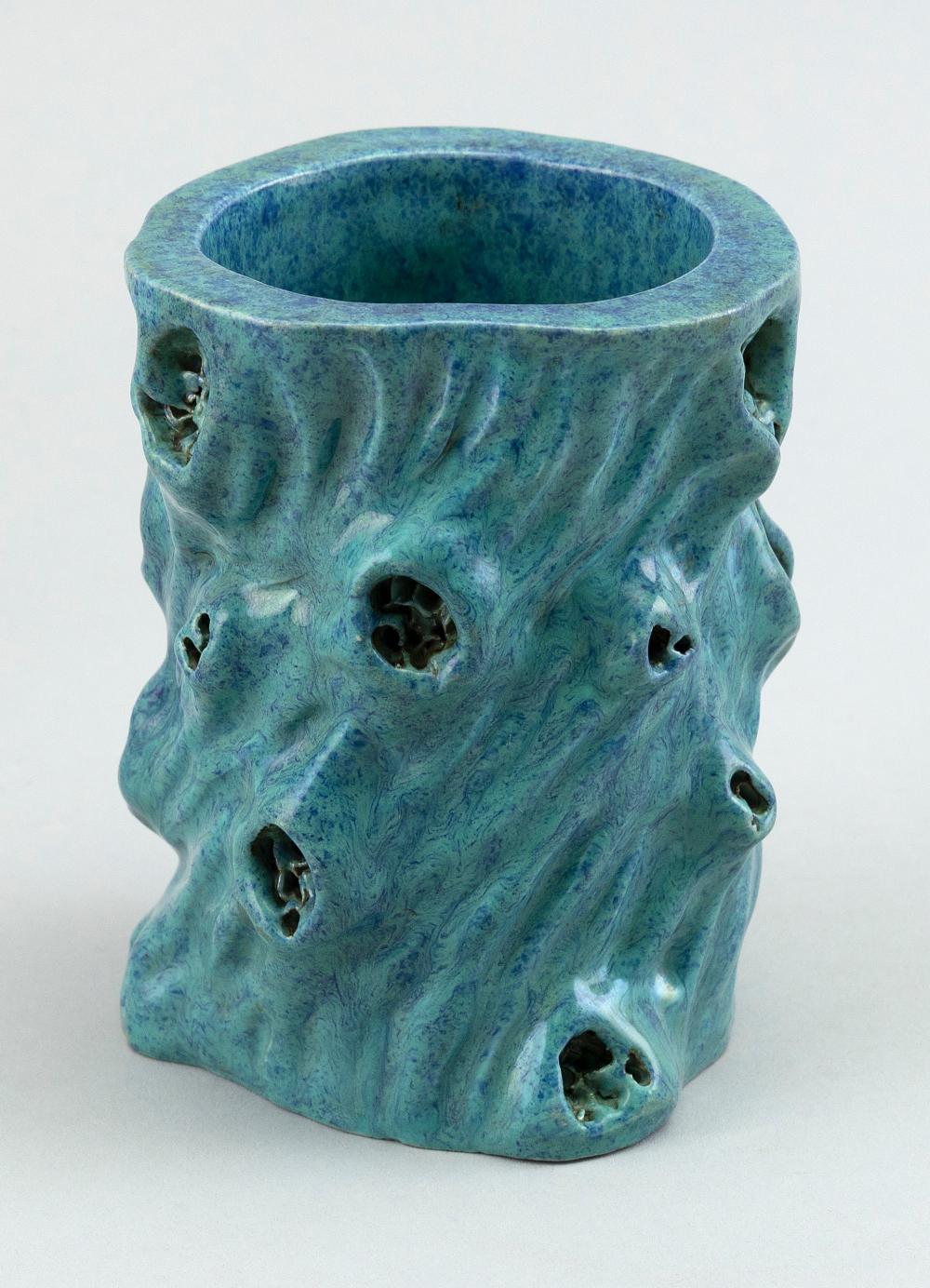 CHINESE TURQUOISE GLAZE TREE STUMP-FORM