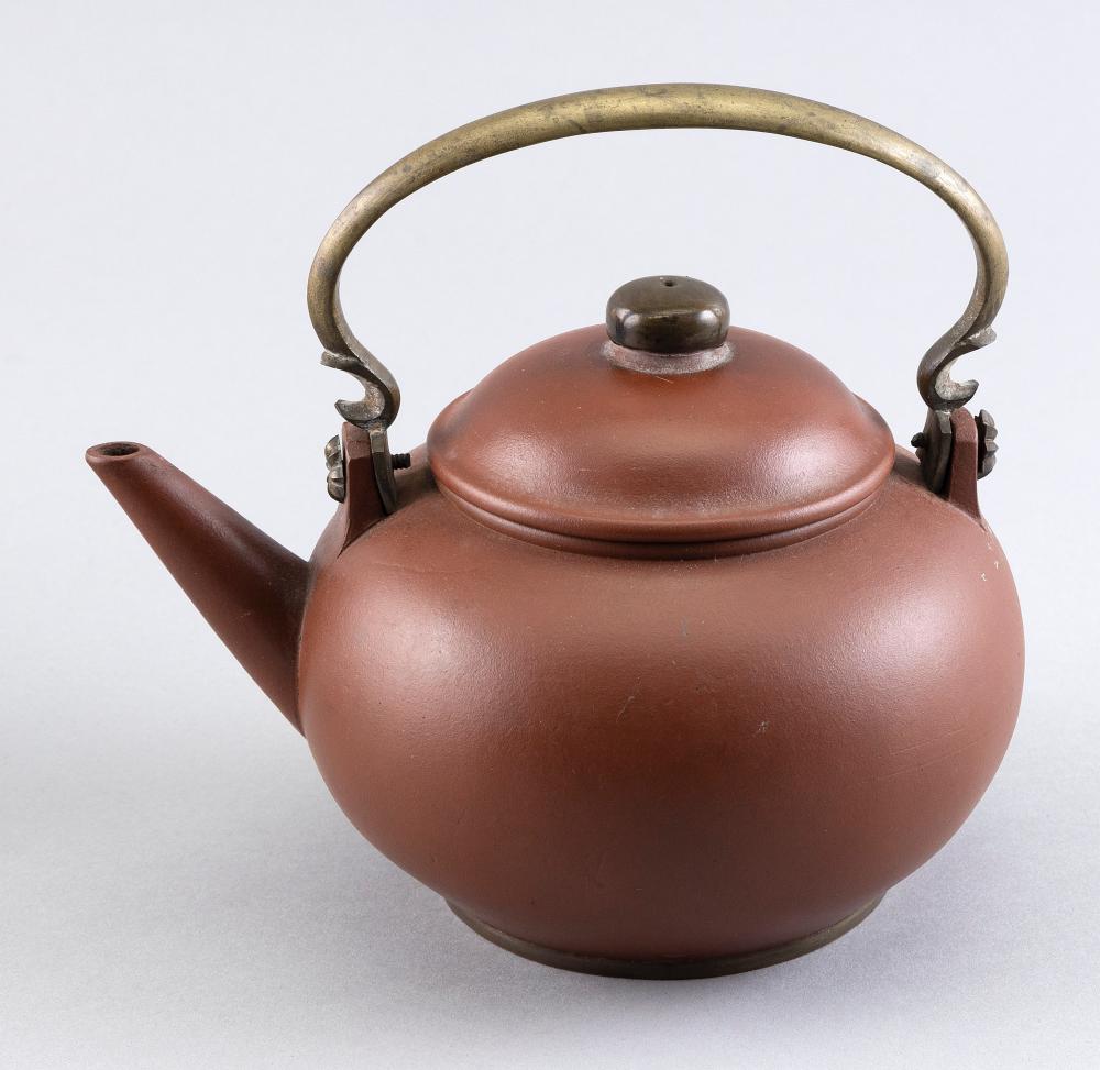 JAPANESE RED CLAY POTTERY TEAPOT 2f20e3