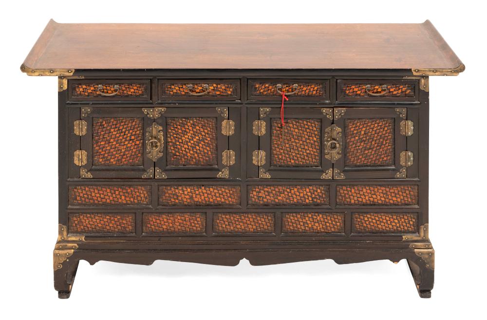 KOREAN WOODEN CHEST EARLY 20TH 2f20fa