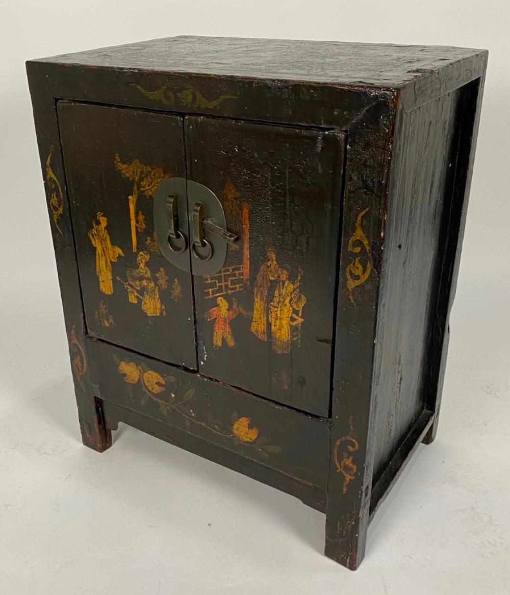 ASIAN BLACK LACQUER CABINET EARLY 2f2126
