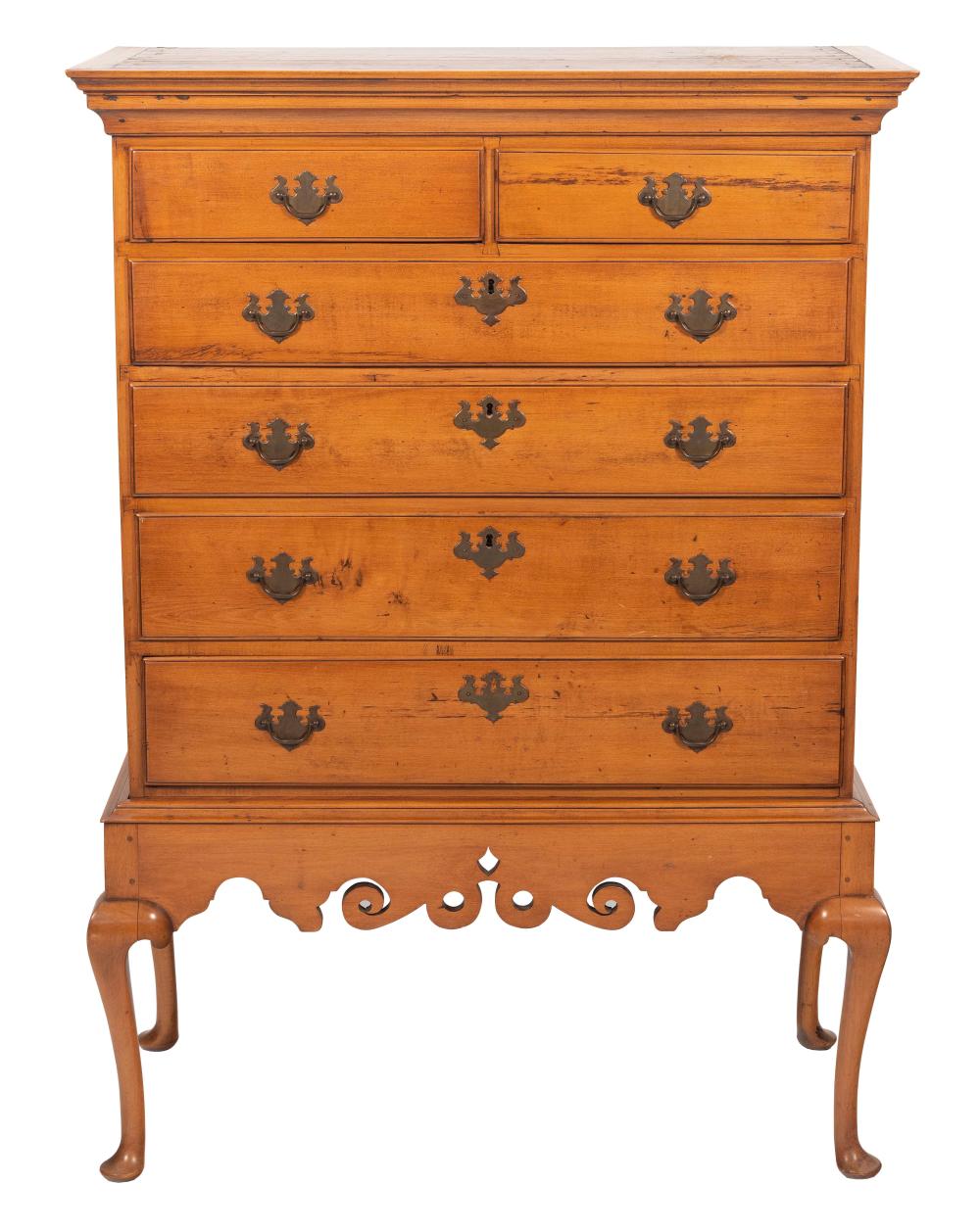 QUEEN ANNE CHEST ON FRAME NEW ENGLAND  2f2308