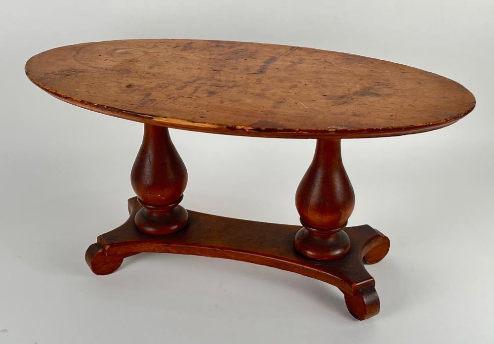 SMALL OVAL TABLE LATE 19TH CENTURY 2f23b4