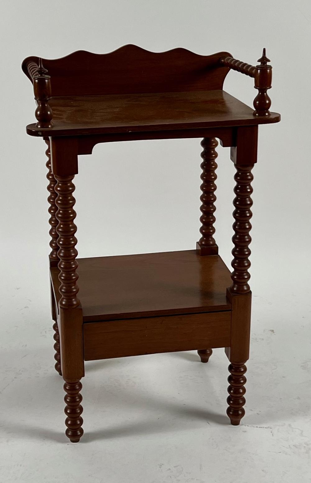 ONE-DRAWER WASH STAND MID-19TH