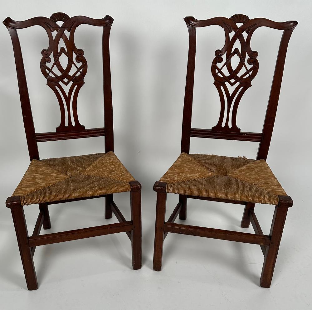 PAIR OF CHIPPENDALE SIDE CHAIRS 2f23fc