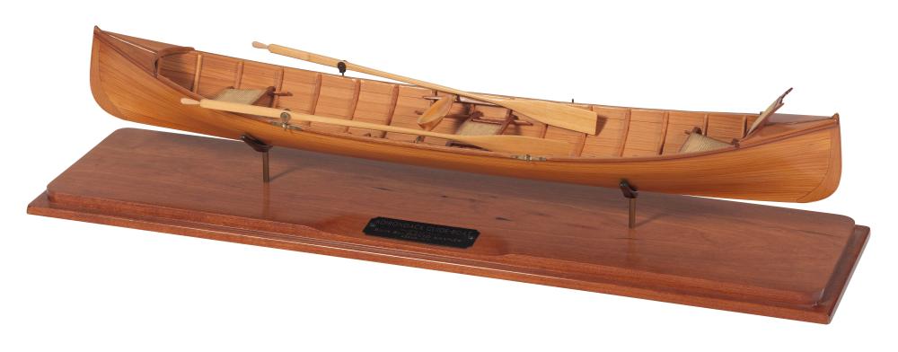 CASED MODEL OF AN ADIRONDACK GUIDE 2f258e