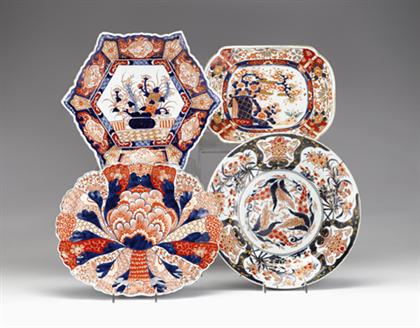 Four Japanese imari chargers  4b336