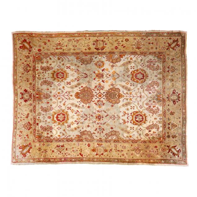 USHAK CARPET Ivory field with bold 2f00b1