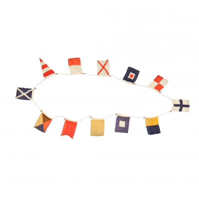 STRING OF TWELVE VINTAGE NAUTICAL 2f0108