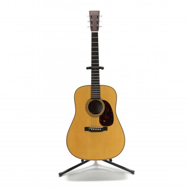 MARTIN D-28 ACOUSTIC GUITAR 75TH ANNIVERSARY