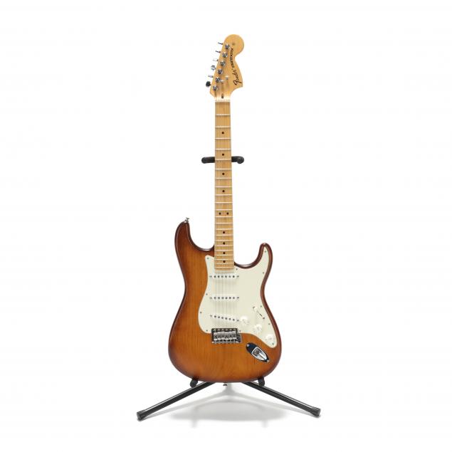 AMERICAN BUILT FENDER STRATOCASTER,