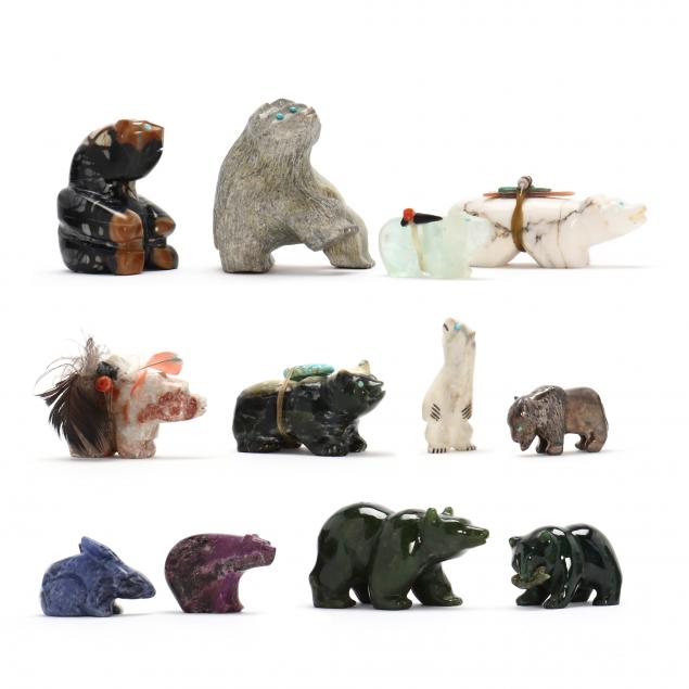 COLLECTION OF TWELVE ZUNI ANIMAL