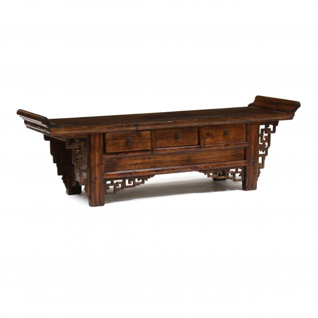CHINESE CARVED HARDWOOD LOW TABLE 2f061a