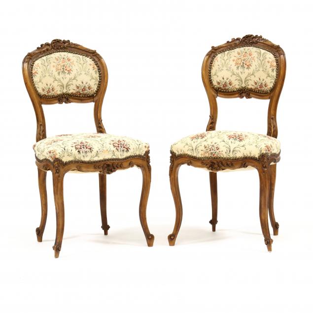 PAIR OF LOUIS XV STYLE CARVED MAHOGANY 2f066b
